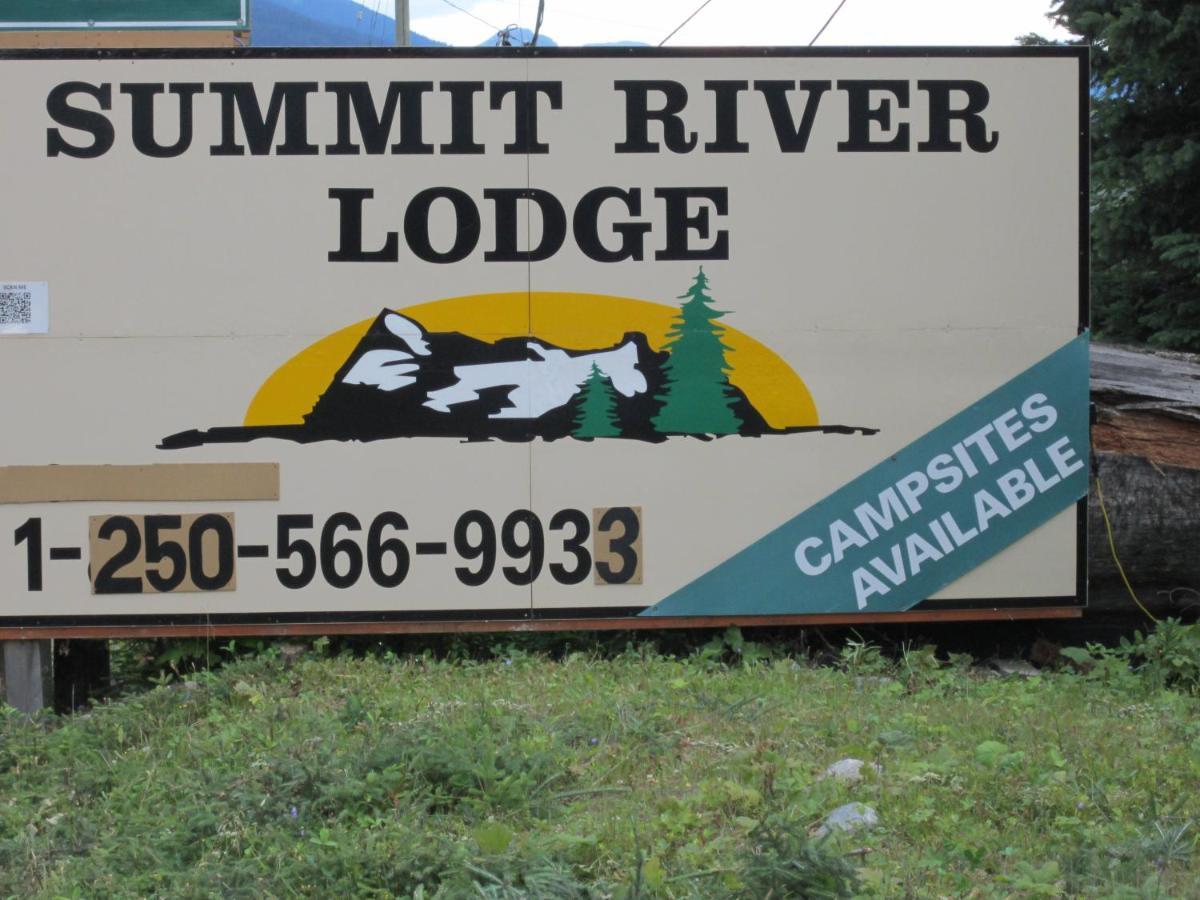 Summit River Lodge & Campsites Valemount Extérieur photo